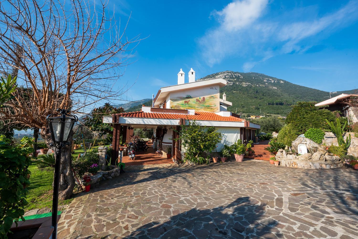 Villa Ida Bed & Breakfast Terracina Eksteriør billede