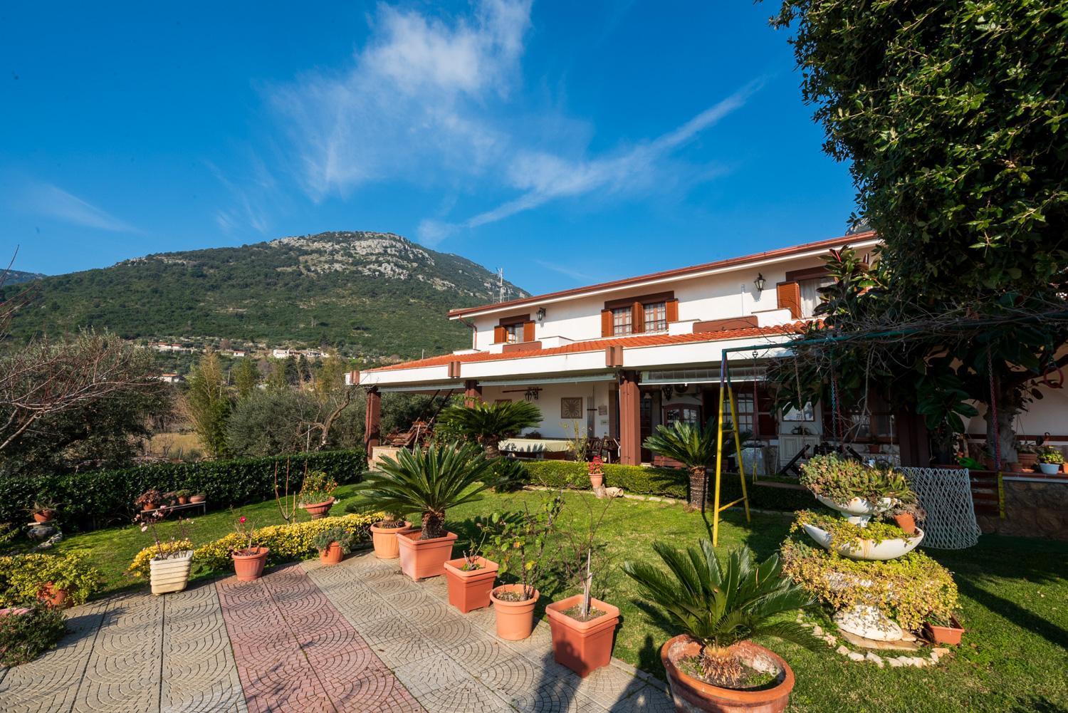 Villa Ida Bed & Breakfast Terracina Eksteriør billede